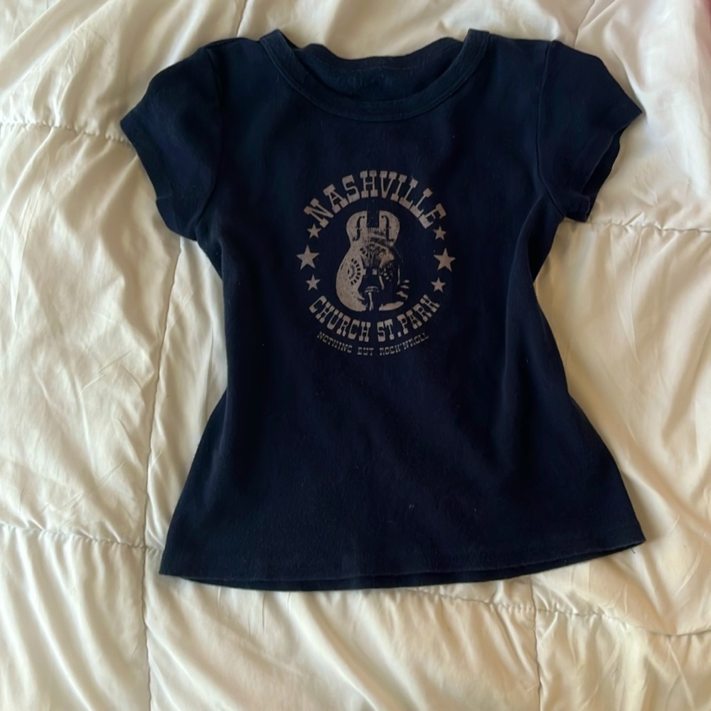 navy brandy melville nashville baby tee